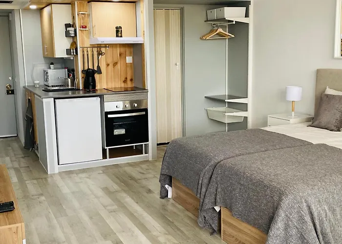 Lovely With Sea View In Da Rocha * Портиман