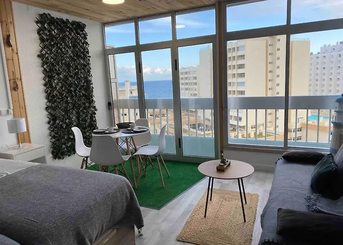 Апартаменты Lovely With Sea View In Da Rocha