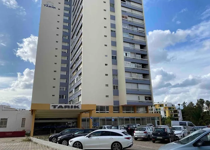 Апартаменты Lovely With Sea View In Da Rocha